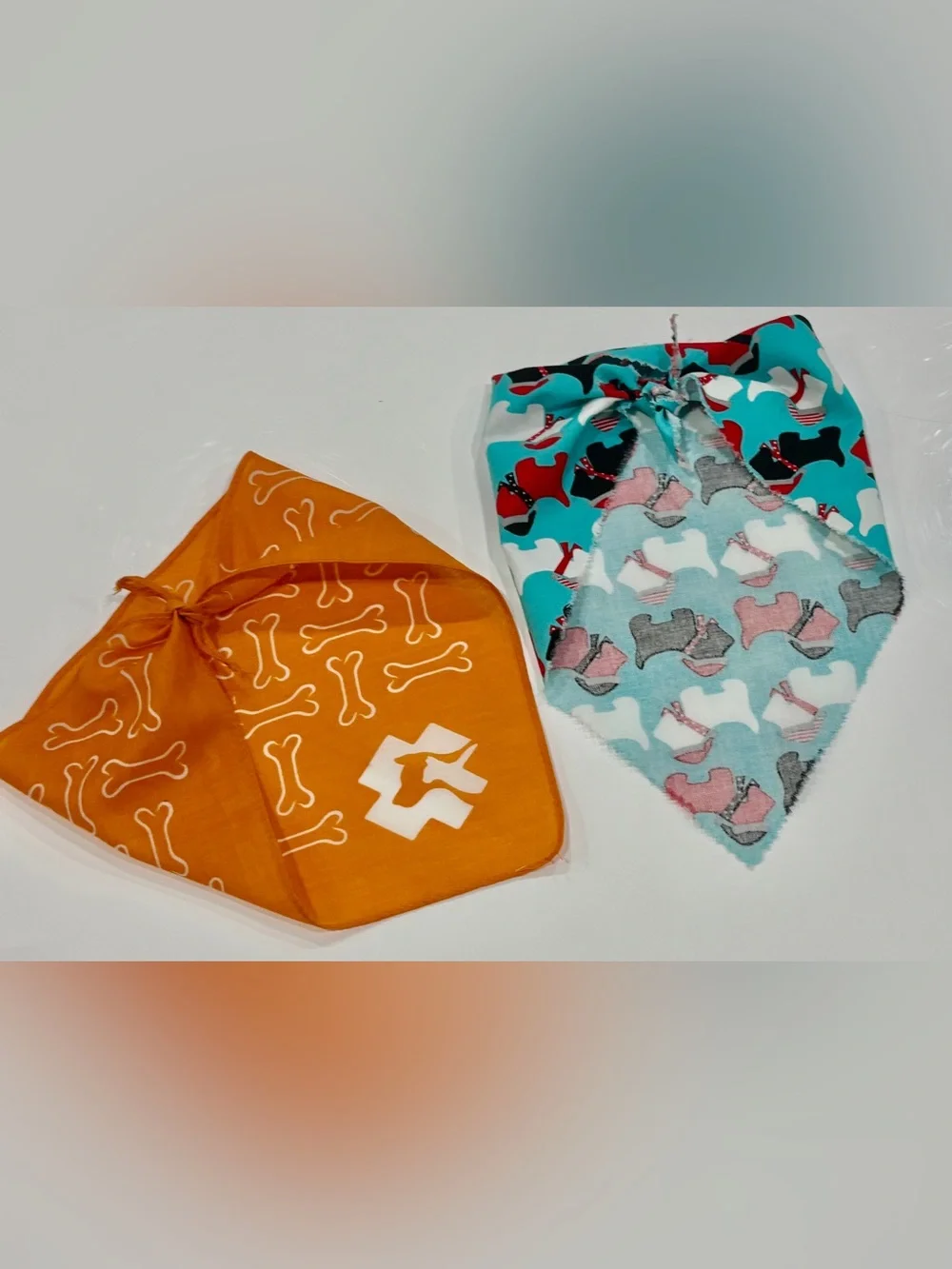 Set of Two Small Pet Bandanas in Different Colors and Patterns